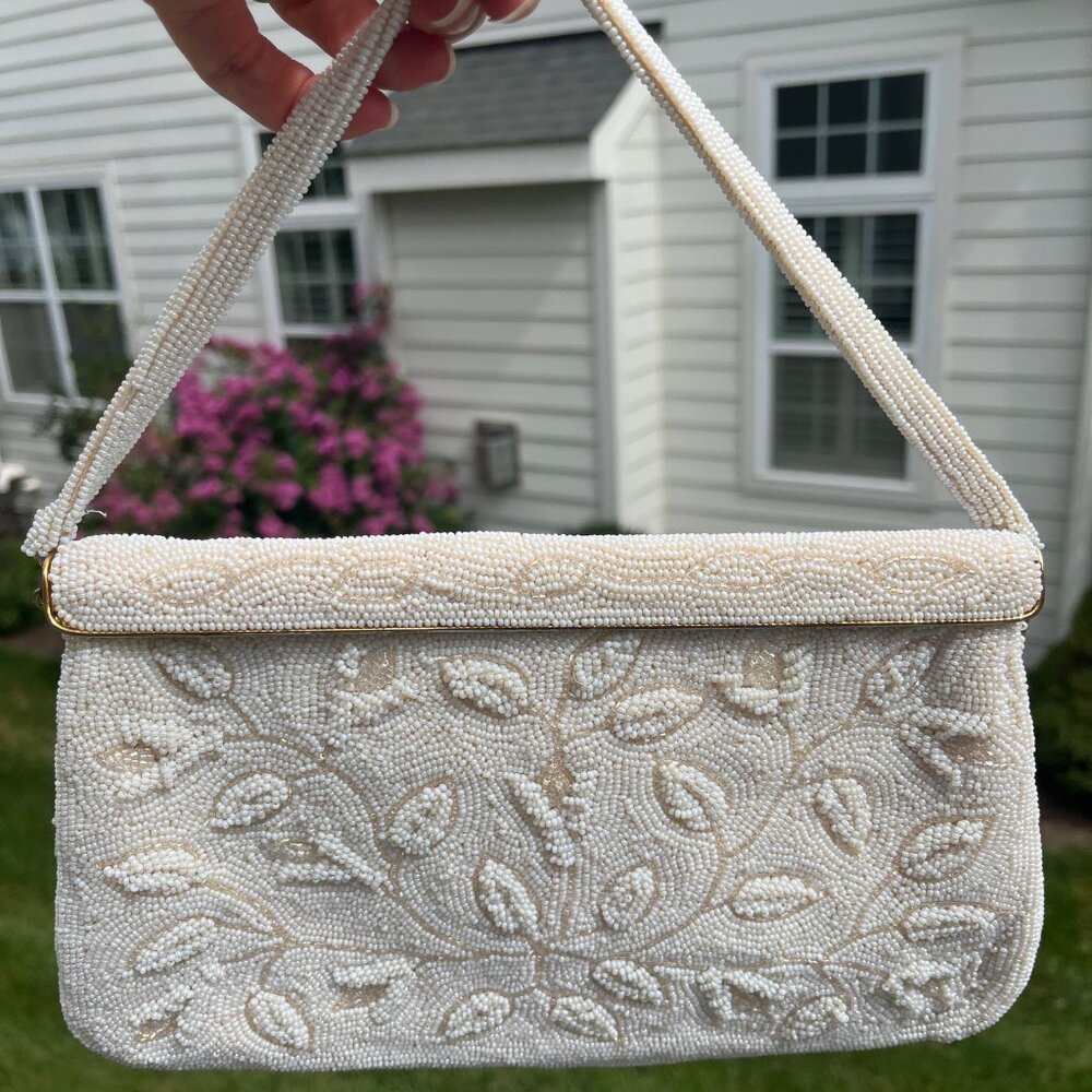 Vintage beaded bag with satin lining